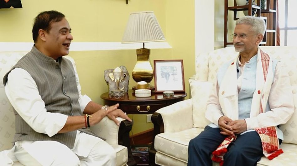 Assam CM meets External Affairs Minister S. Jaishankar, discusses Act East Policy and regional connectivity Assam CM meets External Affairs Minister S. Jaishankar, discusses Act East Policy and regional connectivity
