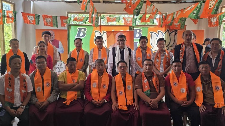 62 families join BJP during D.R. Thapa’s organisational visit to Sikkim's Yuksom 62 families join BJP during D.R. Thapa’s organisational visit to Sikkim's Yuksom