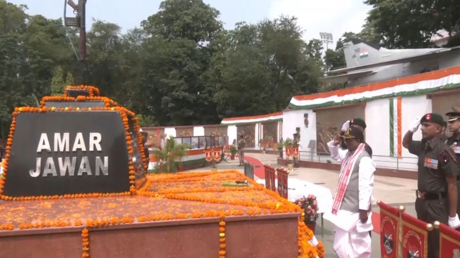 Assam Governor pays tribute to martyrs at Swaheed Shraddhanjali ceremony in Guwahati Assam Governor pays tribute to martyrs at Swaheed Shraddhanjali ceremony in Guwahati