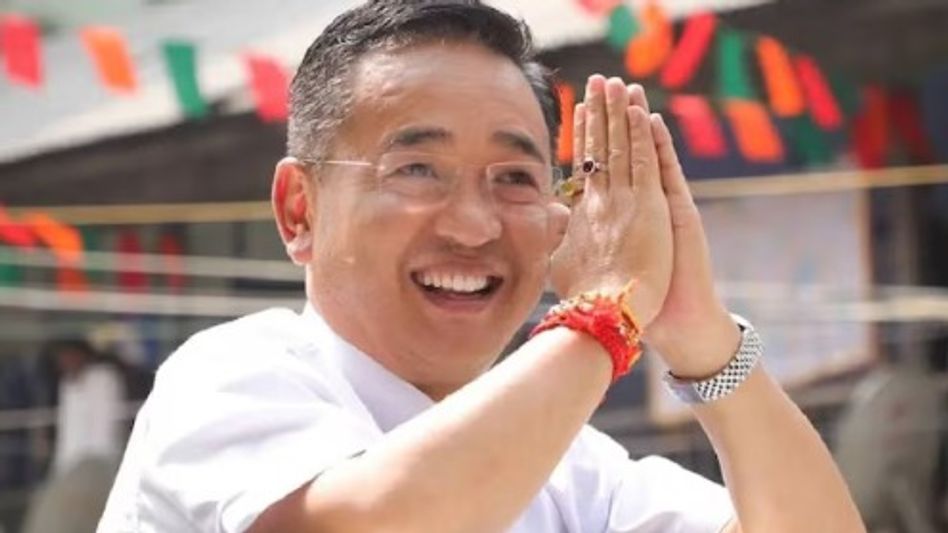 Sikkim CM urges participation in ‘Har Ghar Yoga’ initiative for Guinness World Record bid Sikkim CM urges participation in ‘Har Ghar Yoga’ initiative for Guinness World Record bid