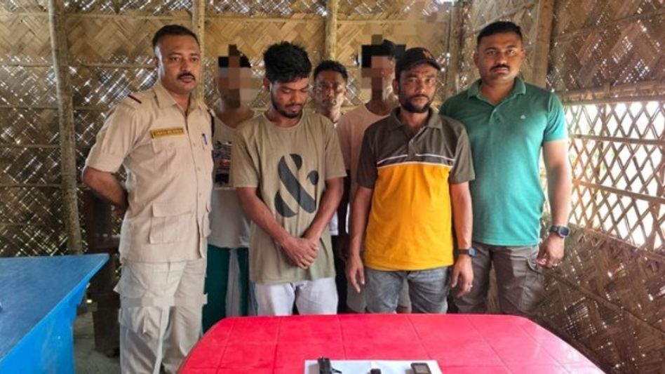Two alleged robbers held with pistol, live ammunition In Assam’s Rupahihat; probe continues Two alleged robbers held with pistol, live ammunition In Assam’s Rupahihat; probe continues