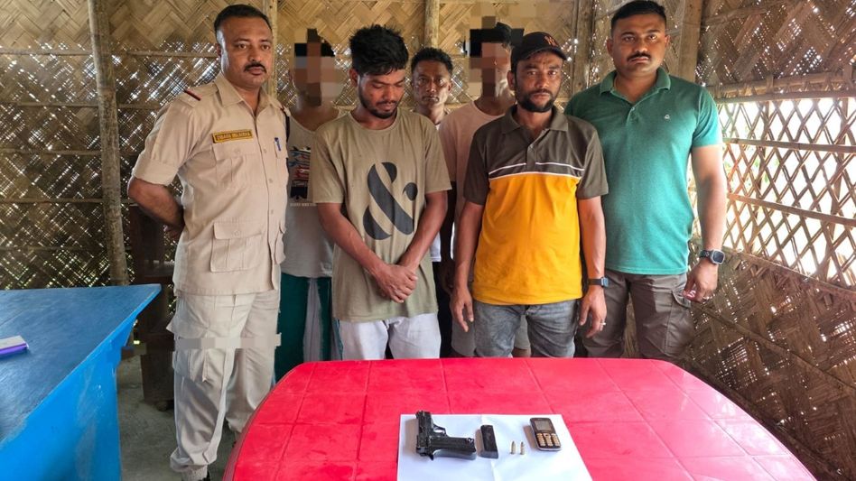 Two alleged robbers arrested with pistol in Assam's Rupahihat Two alleged robbers arrested with pistol in Assam's Rupahihat