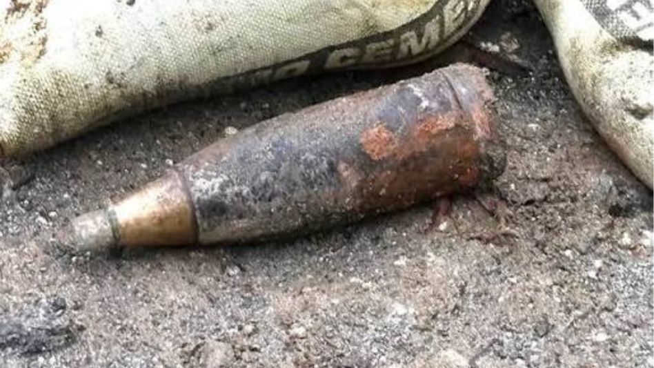 Live 1962 war-era mortar defused by Indian Army in Arunachal's Tawang Live 1962 war-era mortar defused by Indian Army in Arunachal's Tawang