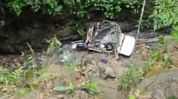 Five killed, one injured as commercial vehicle plunges into gorge in Arunachal Pradesh's East Kameng Five killed, one injured as commercial vehicle plunges into gorge in Arunachal Pradesh's East Kameng