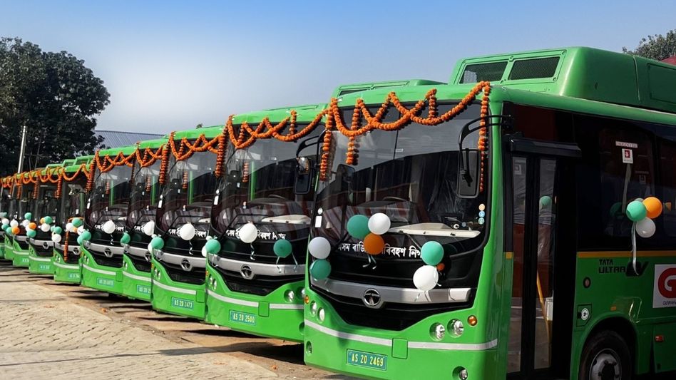 Guwahati's Green Bus drivers must display licences on windshields; violators to face action Guwahati's Green Bus drivers must display licences on windshields; violators to face action