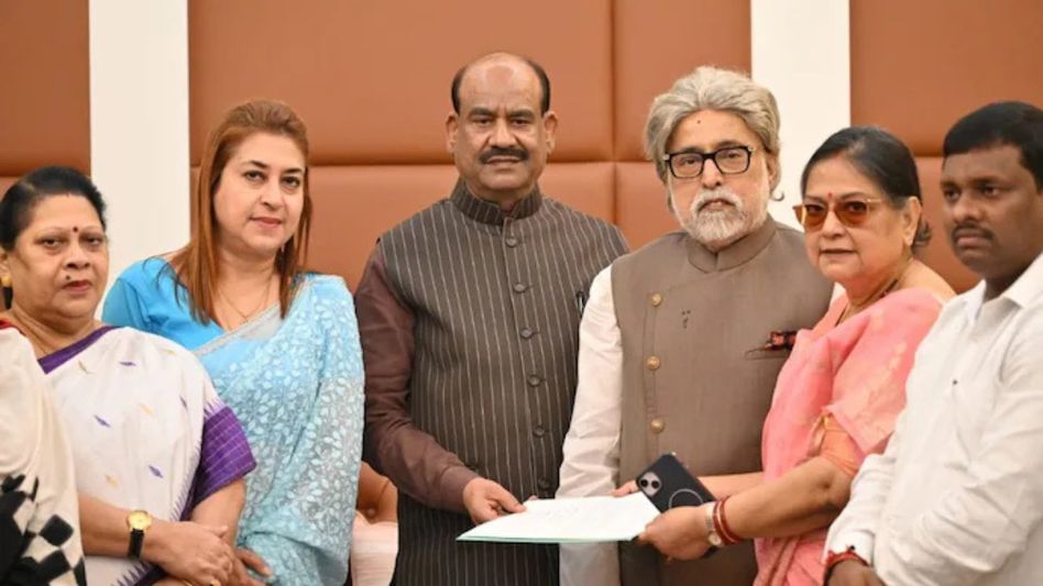 ‘Reject political turncoats’: Slogan of obscure Tripura-based party now welcoming TMC rebels ‘Reject political turncoats’: Slogan of obscure Tripura-based party now welcoming TMC rebels