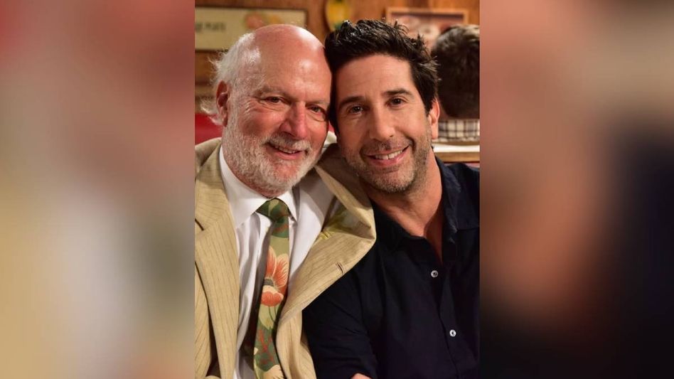 James Burrows, director of 'Cheers' and 'Friends' episodes, dies aged 85 James Burrows, director of 'Cheers' and 'Friends' episodes, dies aged 85