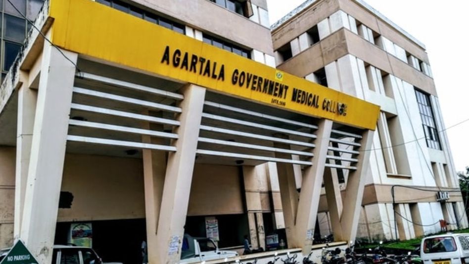 Tripura cabinet cracks down on private practice, grants 20% pay hike to govt doctors Tripura cabinet cracks down on private practice, grants 20% pay hike to govt doctors