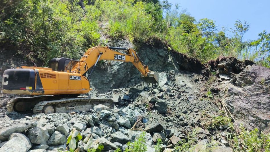 Road construction begins in Arunachal’s Anjaw, boosting connectivity in border villages near Indo-China frontier Road construction begins in Arunachal’s Anjaw, boosting connectivity in border villages near Indo-China frontier