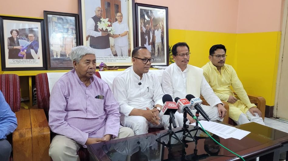 Congress questions Amit Shah’s separate meeting with Manipur Naga MLAs, seeks explanation from state government Congress questions Amit Shah’s separate meeting with Manipur Naga MLAs, seeks explanation from state government