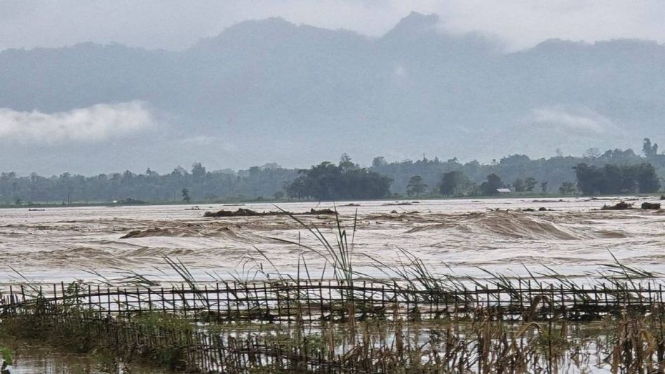 Train services suspended in Upper Assam after flooding damages railway bridge in Dhemaji Train services suspended in Upper Assam after flooding damages railway bridge in Dhemaji