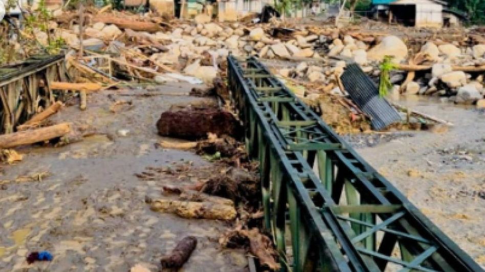 One missing after rescue raft overturns in Arunachal’s Dambuk, search operation continues One missing after rescue raft overturns in Arunachal’s Dambuk, search operation continues