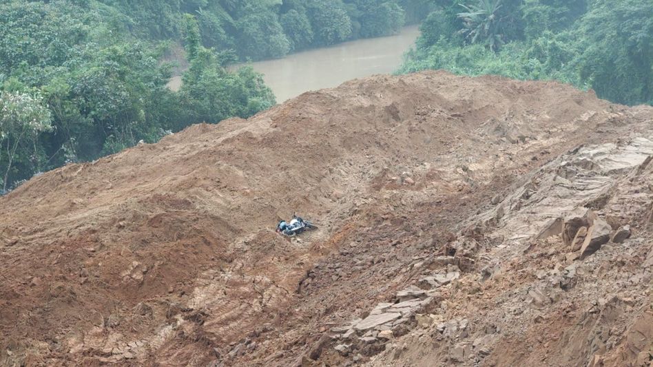 Arunachal: Lower Siang administration issues advisory, urges residents along Siji river to relocate amid flash flood threat Arunachal: Lower Siang administration issues advisory, urges residents along Siji river to relocate amid flash flood threat