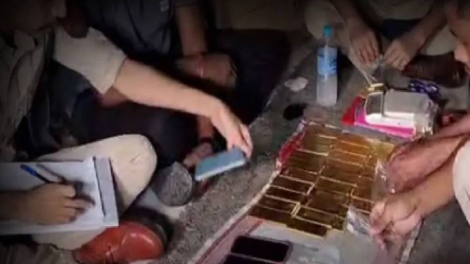 Assam: Guwahati police seize 38 kg gold worth Rs 54 crore, one held Assam: Guwahati police seize 38 kg gold worth Rs 54 crore, one held