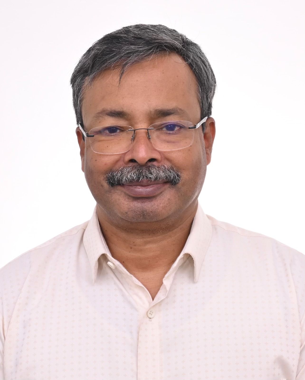 Dr. Shantanu Kumar Dutta 