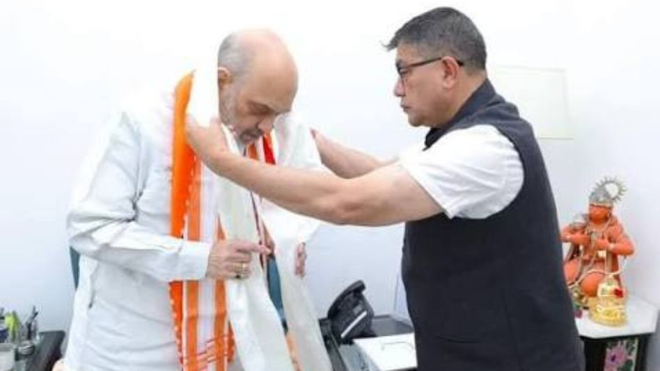 Sikkim BJP chief Meets Amit Shah, raises border security, reservation and industrial concerns Sikkim BJP chief Meets Amit Shah, raises border security, reservation and industrial concerns