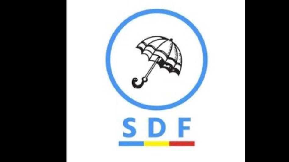 Sikkim Democratic Front denies political alliance with BJP, rejects claims of 'selling' MLAs Sikkim Democratic Front denies political alliance with BJP, rejects claims of 'selling' MLAs