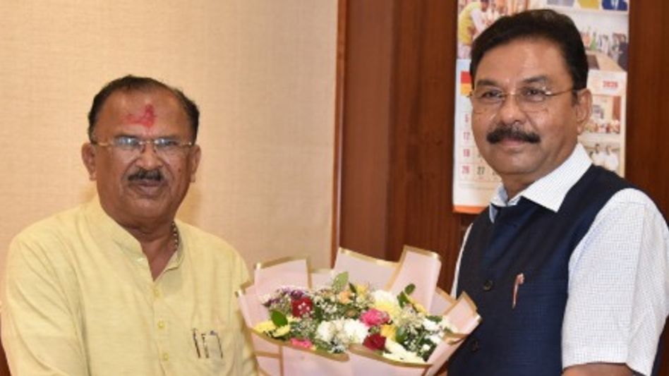 Rajasthan Assembly Speaker meets Assam counterpart in Guwahati Rajasthan Assembly Speaker meets Assam counterpart in Guwahati