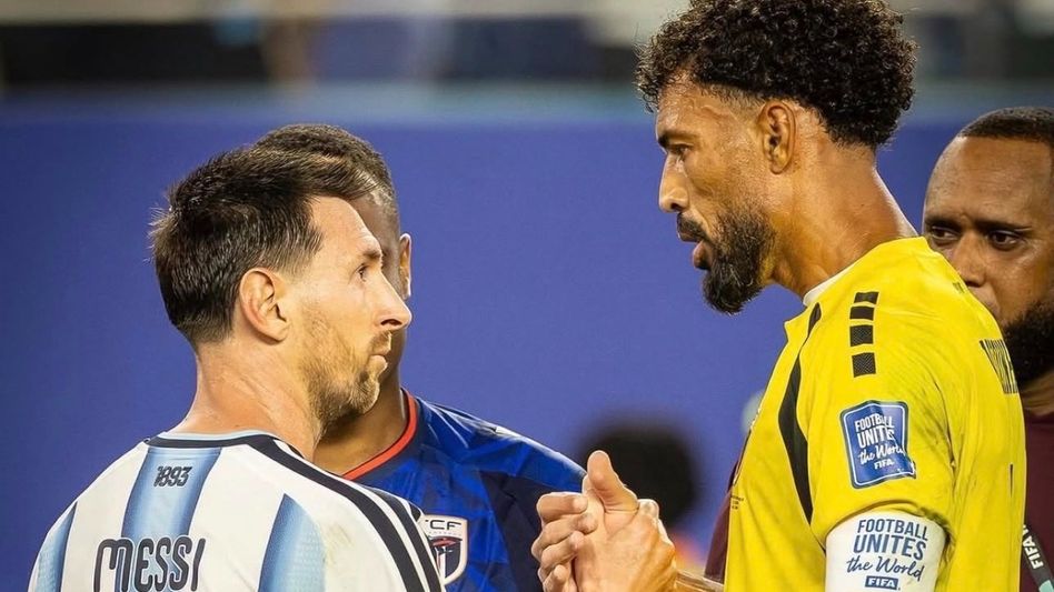 'You are great': Messi embraces Cabo Verde goalkeeper Vozinha after dramatic World Cup clash 'You are great': Messi embraces Cabo Verde goalkeeper Vozinha after dramatic World Cup clash