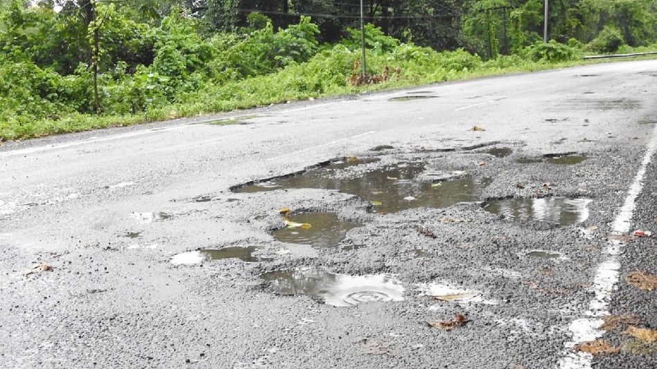 Dilapidated NH-515 and NH-13 stretches in Arunachal trigger safety concerns, commuters seek urgent repairs Dilapidated NH-515 and NH-13 stretches in Arunachal trigger safety concerns, commuters seek urgent repairs