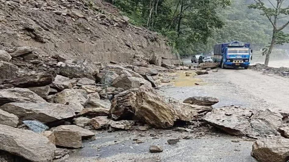 Multiple roads blocked across Sikkim after heavy rains; NH-10 hit by fresh landslides Multiple roads blocked across Sikkim after heavy rains; NH-10 hit by fresh landslides