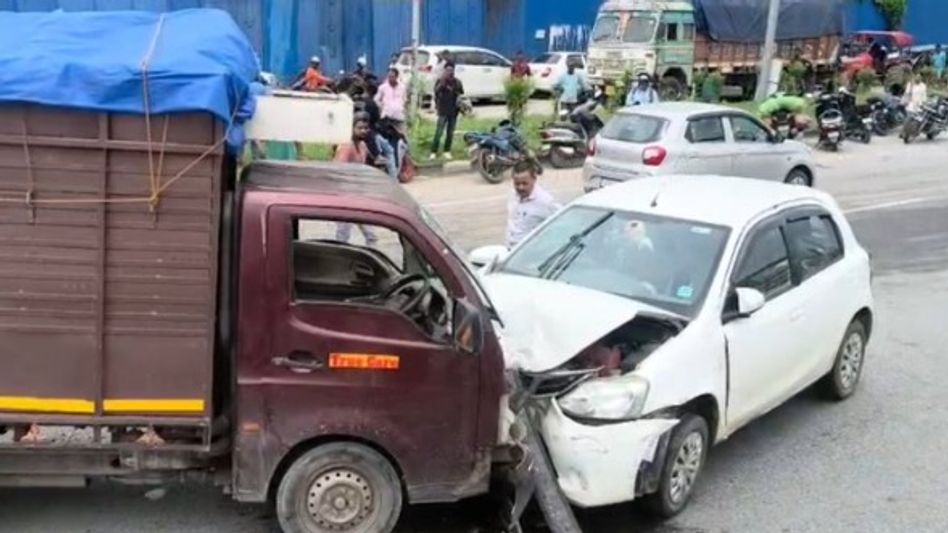 Four injured in head-on collision between truck and car in Guwahati's Betkuchi Four injured in head-on collision between truck and car in Guwahati's Betkuchi