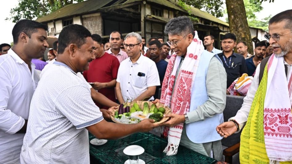 Assam Minister Pijush Hazarika visits Kamalpur seed farm, interacts with farmers Assam Minister Pijush Hazarika visits Kamalpur seed farm, interacts with farmers