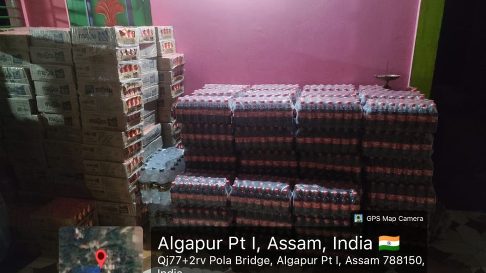 Rs 15 lakh worth of cold drinks vanish on Guwahati-Imphal route; 1,100 cartons recovered from Hailakandi, one arrested Rs 15 lakh worth of cold drinks vanish on Guwahati-Imphal route; 1,100 cartons recovered from Hailakandi, one arrested