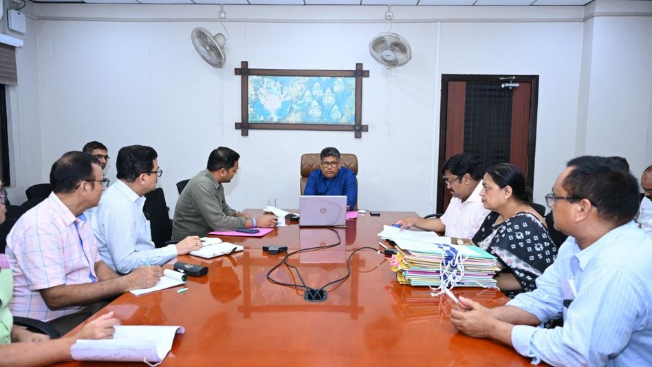 Assam Agriculture Minister reviews preparations for Agricultural Infrastructure Fund programme in Guwahati Assam Agriculture Minister reviews preparations for Agricultural Infrastructure Fund programme in Guwahati