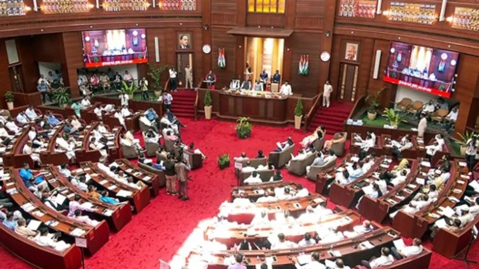 Congress, Raijor Dal walk out of Assam Assembly over delay in ST status for six communities Congress, Raijor Dal walk out of Assam Assembly over delay in ST status for six communities