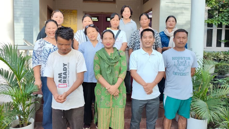 Women's group steps in to rescue Kuki man in Manipur's Senapati, hands him over safely to village Women's group steps in to rescue Kuki man in Manipur's Senapati, hands him over safely to village