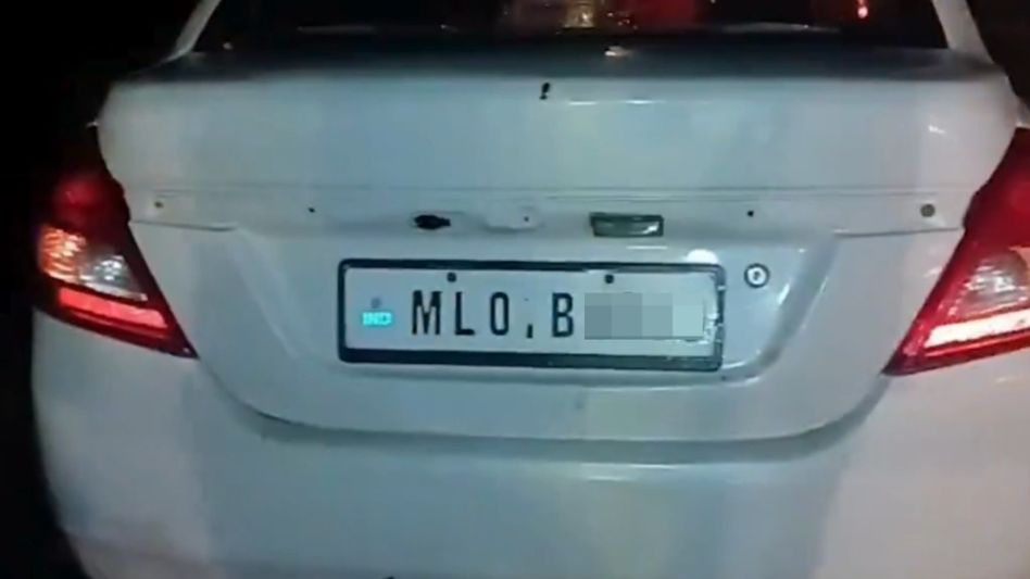 Meghalaya's Khasi student body intercepts suspected drug-smuggling vehicle, hands over occupants to police Meghalaya's Khasi student body intercepts suspected drug-smuggling vehicle, hands over occupants to police
