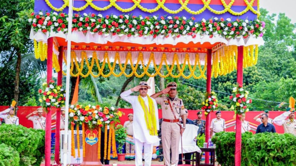469 new constables, one TSR Rifleman join Tripura Police after completing training 469 new constables, one TSR Rifleman join Tripura Police after completing training