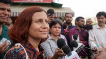 Sonam Wangchuk to end fast if Parliament takes up education accountability: Gitanjali Angmo Sonam Wangchuk to end fast if Parliament takes up education accountability: Gitanjali Angmo