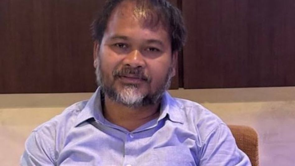 'Share flood updates with me': Akhil Gogoi issues WhatsApp helpline, seeks Army and IAF rescue for stranded people in Sivasagar 'Share flood updates with me': Akhil Gogoi issues WhatsApp helpline, seeks Army and IAF rescue for stranded people in Sivasagar