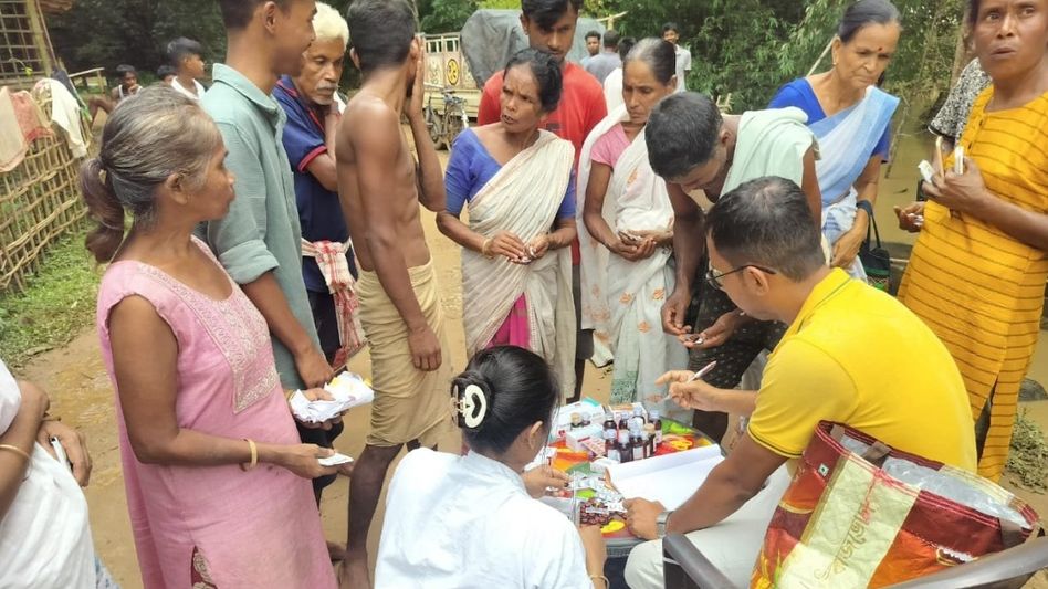 Assam CM directs health department to stay on highest alert amid flood situation Assam CM directs health department to stay on highest alert amid flood situation