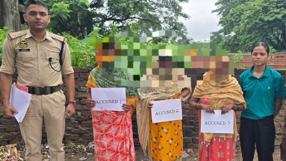 Three women drug peddlers arrested with 4 kg Ganja in Guwahati Three women drug peddlers arrested with 4 kg Ganja in Guwahati