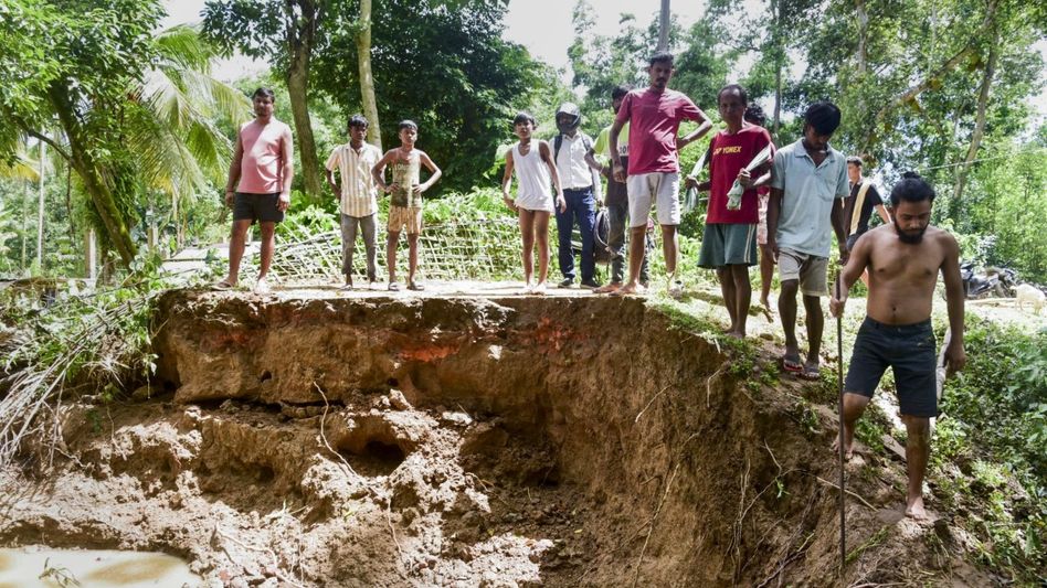 Assam government says eastern region floods worst in 60 years, relief operations underway Assam government says eastern region floods worst in 60 years, relief operations underway