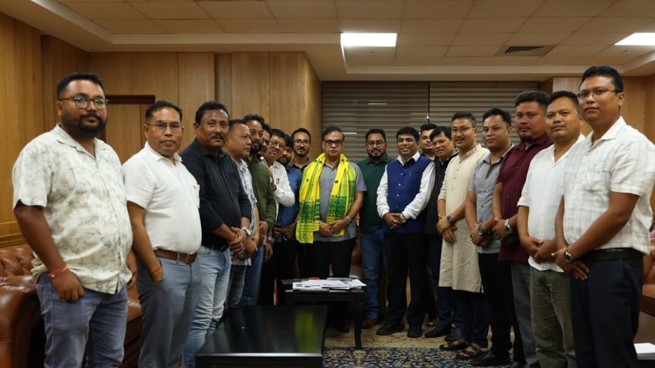 Assam CM meets AKRSU delegation, discusses Koch Rajbongshi community issues Assam CM meets AKRSU delegation, discusses Koch Rajbongshi community issues