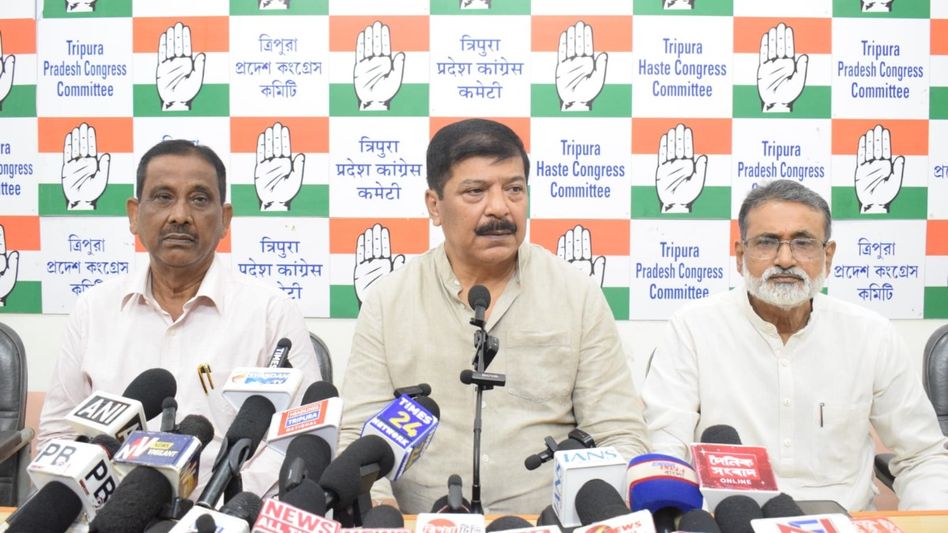 'DGP death’s probe team is an eyewash', says Tripura Congress, demands High Court judge-led inquiry 'DGP death’s probe team is an eyewash', says Tripura Congress, demands High Court judge-led inquiry