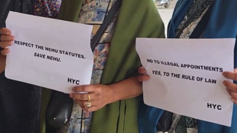 Meghalaya youth body protests outside NEHU VC Office, demands resignation of VC-in-Charge Meghalaya youth body protests outside NEHU VC Office, demands resignation of VC-in-Charge