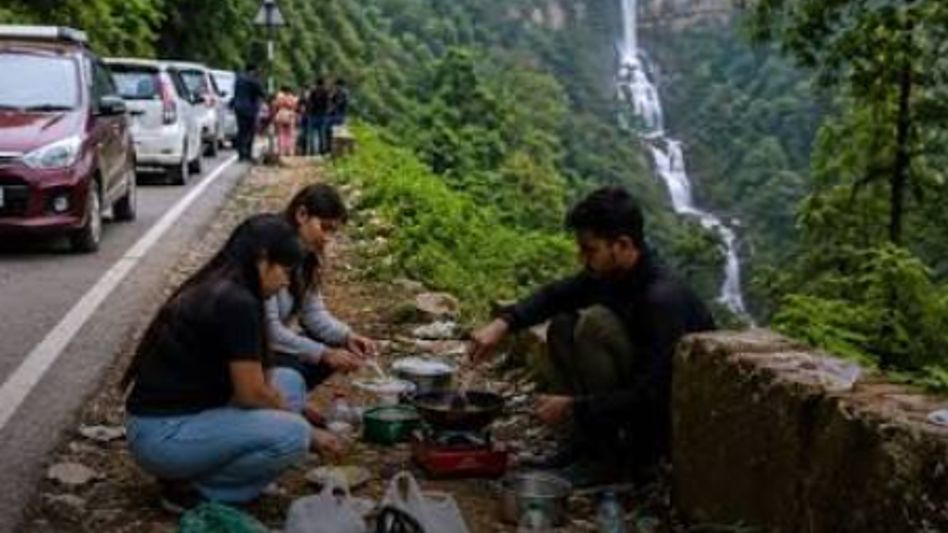 Meghalaya bans roadside cooking, open fires along Shillong–Sohra route to protect environment and public safety Meghalaya bans roadside cooking, open fires along Shillong–Sohra route to protect environment and public safety