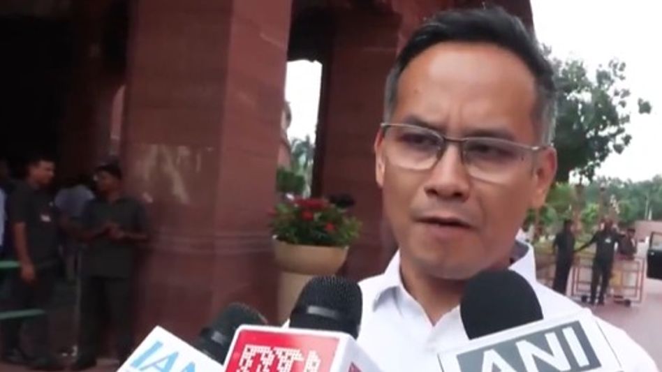 Assam MP Gaurav Gogoi demands Amit Shah's statement in Parliament over action against student protesters Assam MP Gaurav Gogoi demands Amit Shah's statement in Parliament over action against student protesters