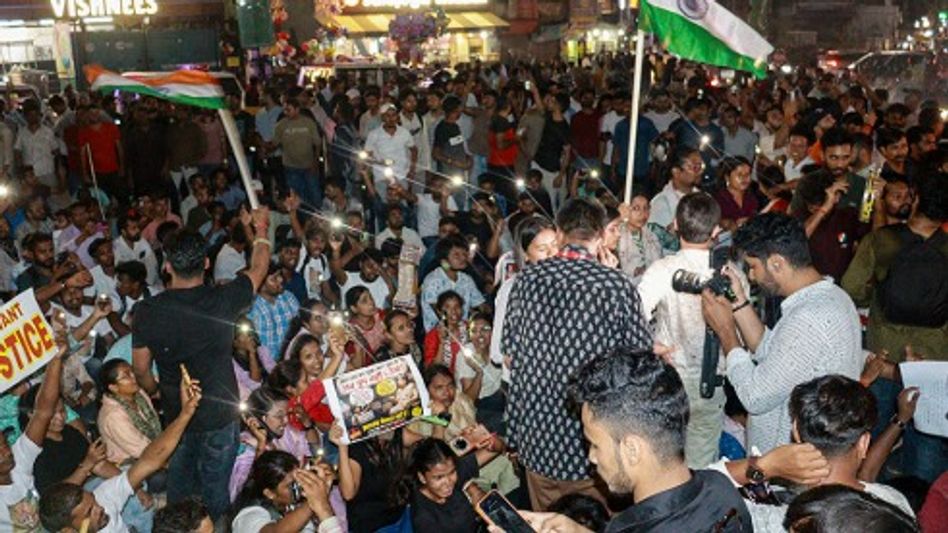 Himanta extends support to Jharkhand students protesting exam irregularities Himanta extends support to Jharkhand students protesting exam irregularities