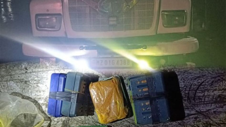 Assam Rifles, Mizoram police seize heroin worth Rs 42.96 lakh; two held Assam Rifles, Mizoram police seize heroin worth Rs 42.96 lakh; two held