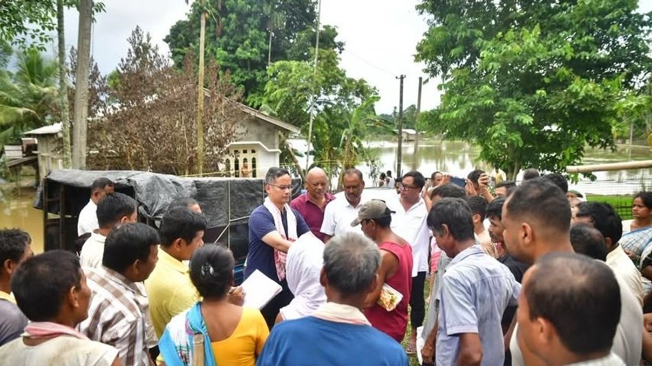 'Lakhs struggling to rebuild their lives': Gaurav Gogoi writes to PM, seeks special flood package for flood-hit Assam 'Lakhs struggling to rebuild their lives': Gaurav Gogoi writes to PM, seeks special flood package for flood-hit Assam