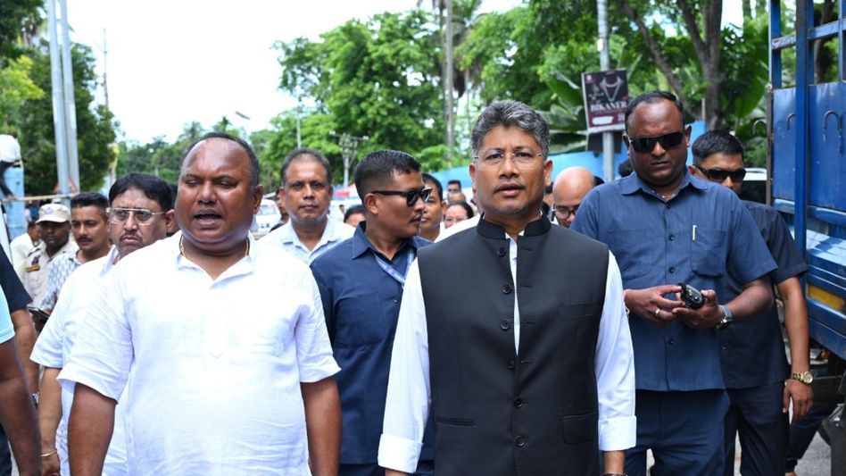 Assam Minister Pijush Hazarika reviews preparations in Raha for relaunch of subsidised essential commodities distribution Assam Minister Pijush Hazarika reviews preparations in Raha for relaunch of subsidised essential commodities distribution