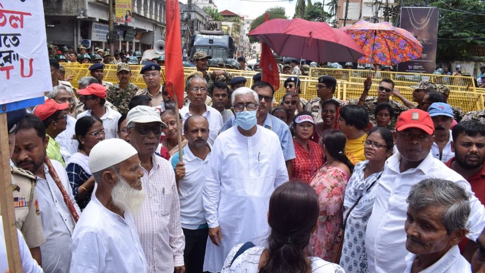 Tripura Left Front holds statewide ‘Jail Bharo’ protest, accuses BJP government of divisive politics Tripura Left Front holds statewide ‘Jail Bharo’ protest, accuses BJP government of divisive politics