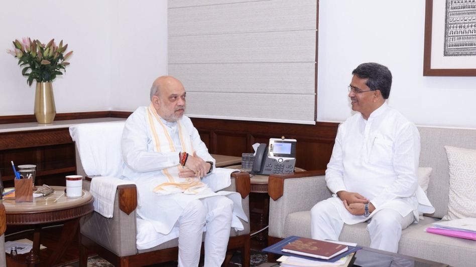 Tripura CM Manik Saha meets Amit Shah, seeks Centre’s support for state projects Tripura CM Manik Saha meets Amit Shah, seeks Centre’s support for state projects