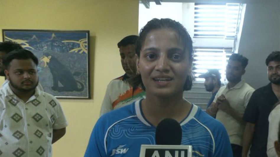 ‘My small goal has been fulfilled’: CWG judo gold medallist Asmita Dey returns to Tripura ‘My small goal has been fulfilled’: CWG judo gold medallist Asmita Dey returns to Tripura